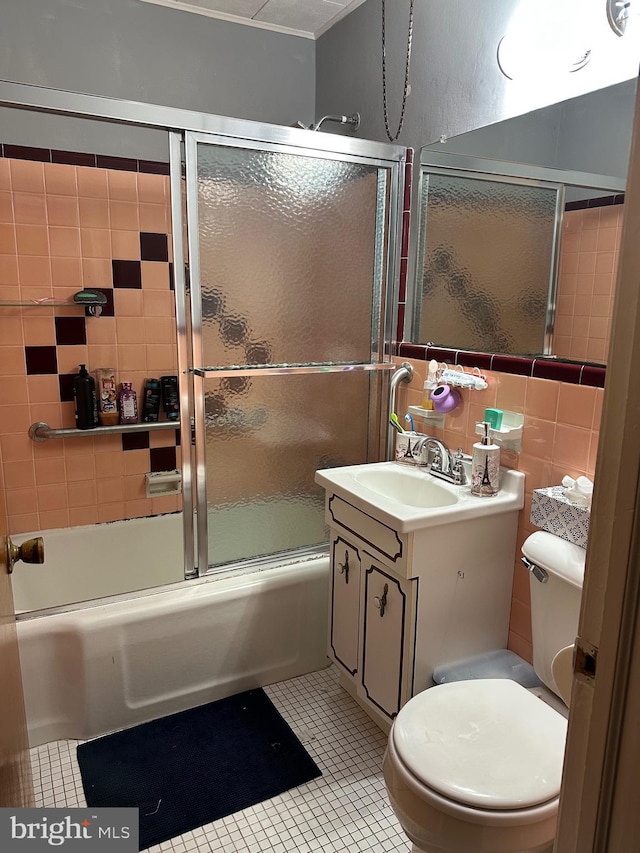 3432 Hartel Ave, Philadelphia, PA 19136 - full bathroom featuring vanity, combined bath / shower with glass door, and tile patterned floors