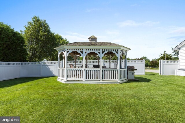 10 Strawberry Ln, Cape May, NJ 08204