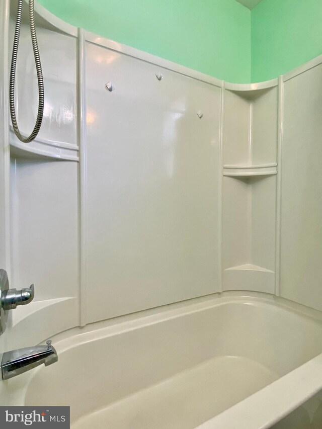 2634 Yorkway, Baltimore, MD 21222 - bathroom with shower / bath combination