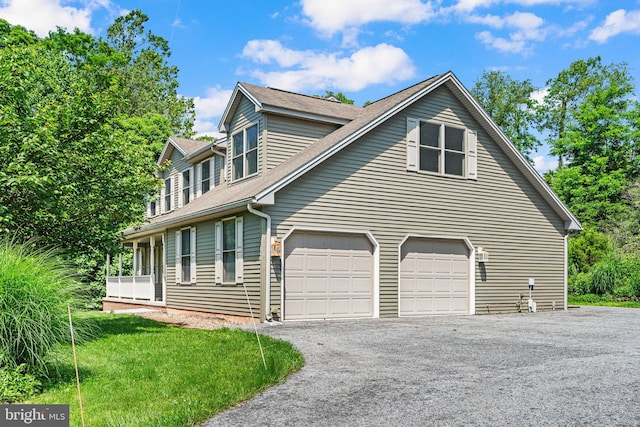 421 Old Stage Rd, Lewisberry, PA 17339 - view of side of home featuring asphalt driveway and a shingled roof