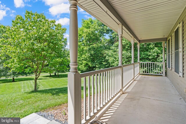 421 Old Stage Rd, Lewisberry, PA 17339 - covered porch with a lawn