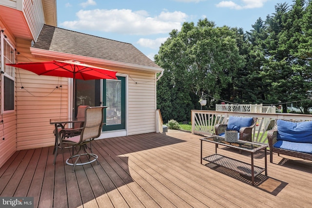 2640 E Colonial Dr, Upper Chichester, PA 19061 - view of wooden terrace