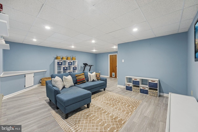 814 Amber Ln, West Chester, PA 19382 - living area with wood finished floors and recessed lighting