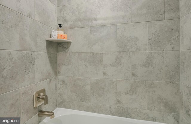 7565 Dundee Rd, Baltimore, MD 21244 - bathroom view of bathtub / shower combination