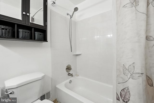 7491 Slagle Ln, Manassas, VA 20111 - bathroom featuring toilet and bathtub / shower combination