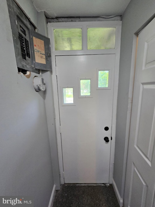 940 E 41st St, Baltimore, MD 21218 - doorway with baseboards