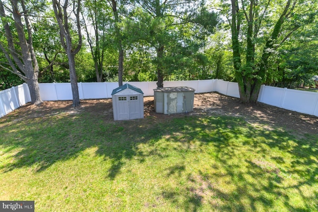 754 Second St, Woodbury Heights, NJ 08097 - fenced backyard with a storage unit