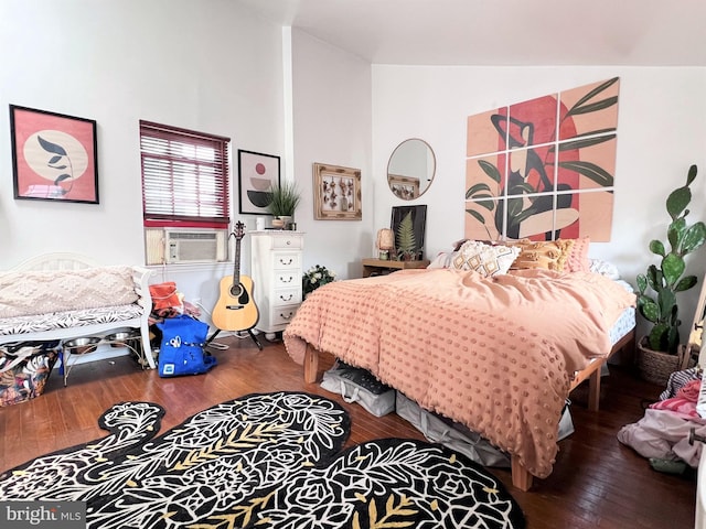 316-322 W Wildey St, Philadelphia, PA 19123 - bedroom featuring wood-type flooring, cooling unit, and high vaulted ceiling