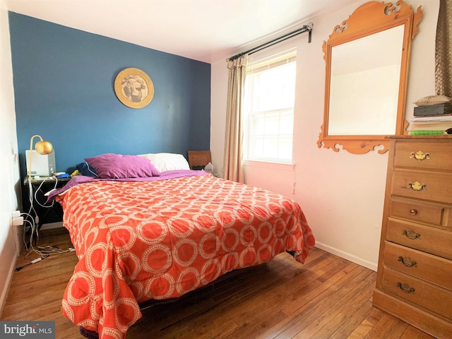 316-322 W Wildey St, Philadelphia, PA 19123 - bedroom featuring hardwood / wood-style floors and baseboards
