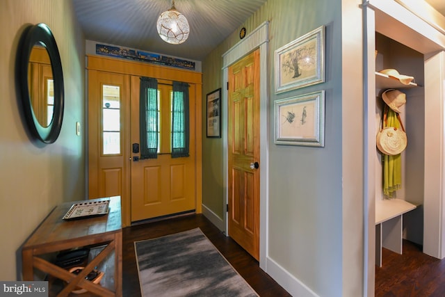 513 N E Ave, Wenonah, NJ 08090 - doorway with dark wood-type flooring