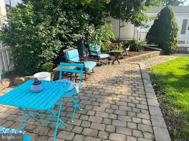 21 Willow St, Milroy, PA 17063 - view of patio / terrace
