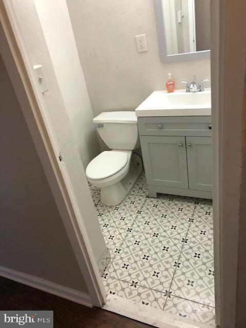 401 Cooper Landing Rd Unit 207Playa, Del Sol, Cherry Hill, NJ 08002 - bathroom featuring vanity and toilet
