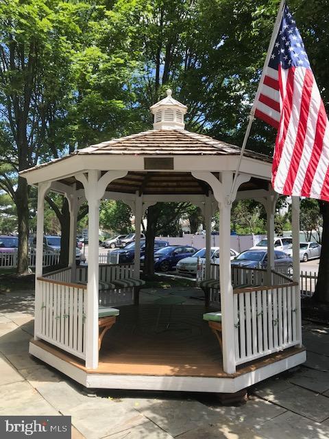 401 Cooper Landing Rd Unit 207Playa, Del Sol, Cherry Hill, NJ 08002 - surrounding community featuring a gazebo