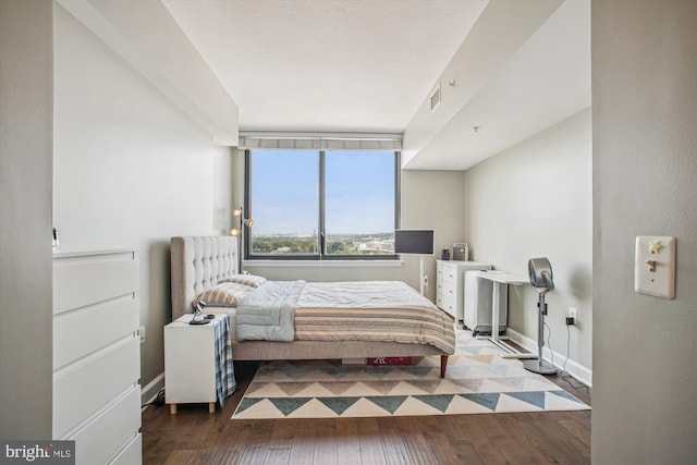 2451 Midtown Ave Unit 1323, Alexandria, VA 22303 - bedroom with wood finished floors and baseboards