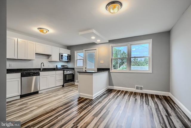 1617 Lynch Rd, Dundalk, MD 21222
