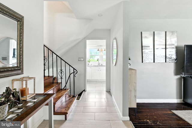 312 Wellington, Reading, PA 19609 - foyer featuring stairs and baseboards