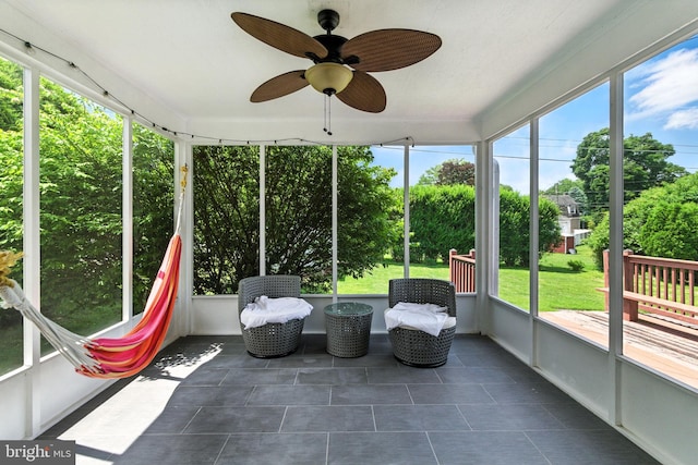 312 Wellington, Reading, PA 19609 - unfurnished sunroom with plenty of natural light and a ceiling fan