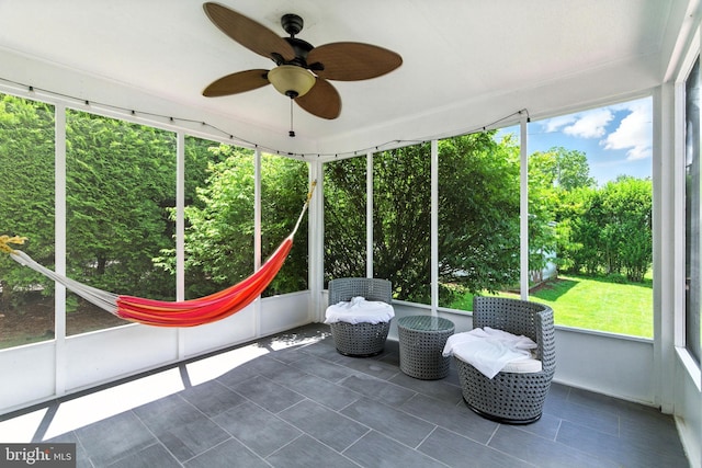 312 Wellington, Reading, PA 19609 - unfurnished sunroom with ceiling fan