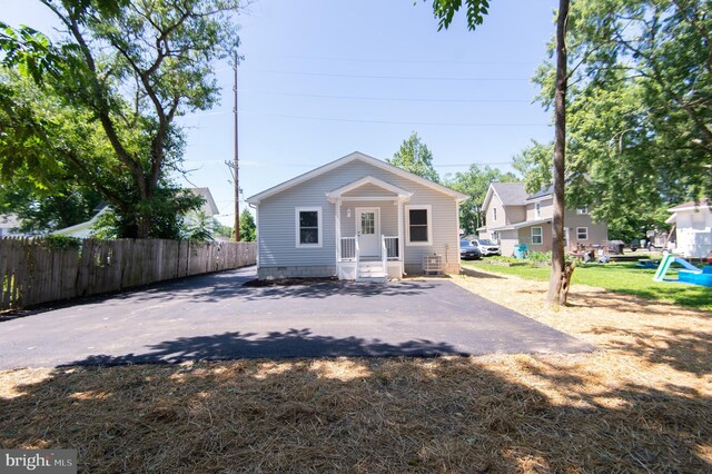 113 E Church St, Hebron, MD 21830
