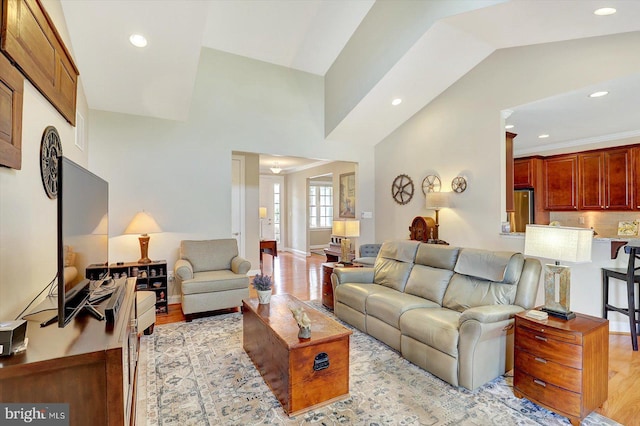 134 Woodhaven Dr, Gettysburg, PA 17325 - living area with vaulted ceiling, recessed lighting, and light wood-type flooring