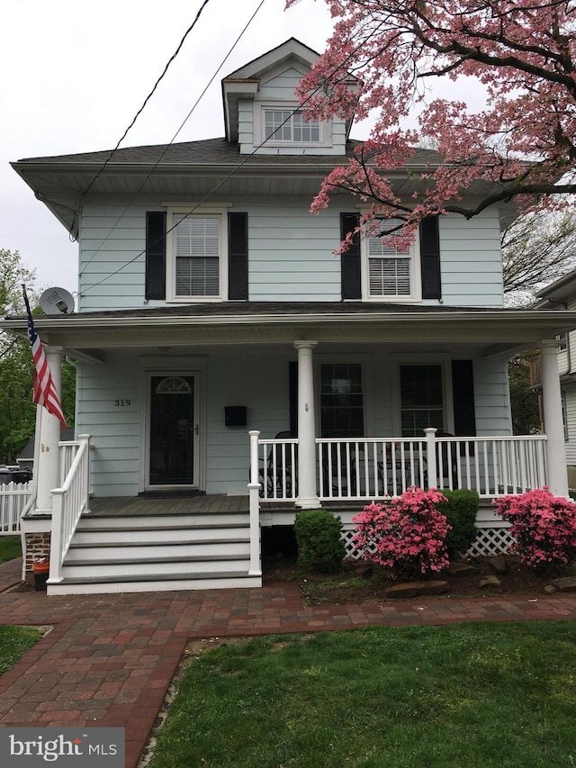 319 E Atlantic Ave, Haddon Heights, NJ 08035 - traditional style home with a porch