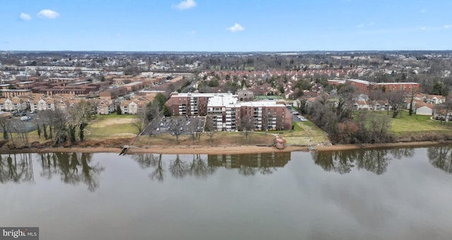 5100 Convent Ln Unit 219, Philadelphia, PA 19114 - aerial view of property and surrounding area featuring a large body of water