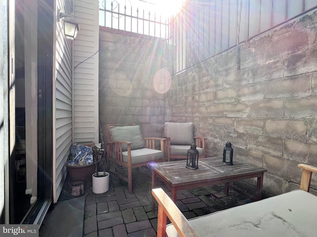 304 W Wildey St, Philadelphia, PA 19123 - view of patio / terrace