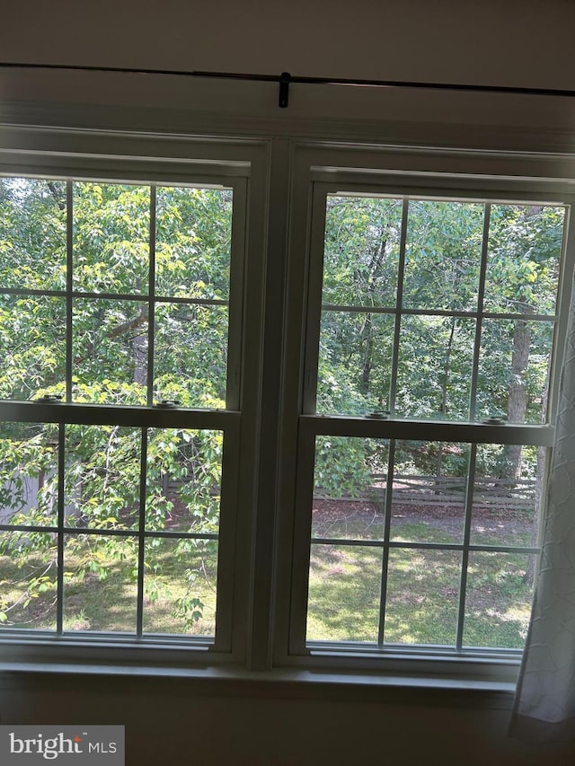 12157 Pineneedle Ct, Woodbridge, VA 22192 - detailed view