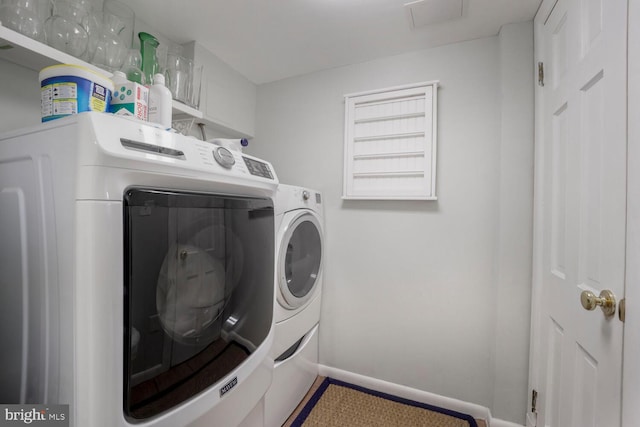 717 S Royal St, Alexandria, VA 22314 - laundry room featuring washer and clothes dryer