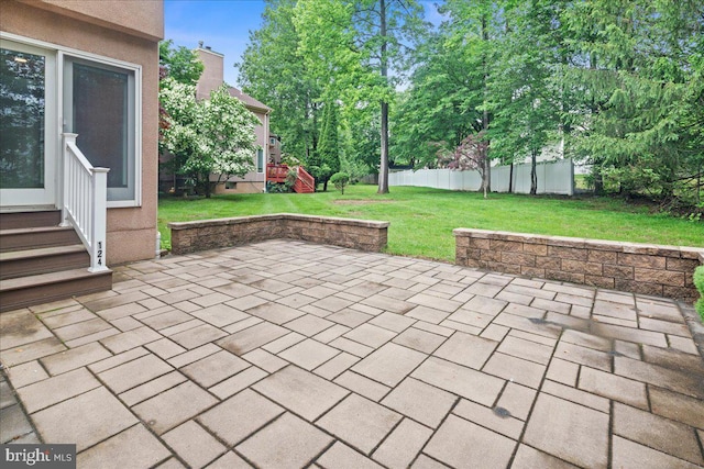 124 Kingsland Cir, Monmouth Junction, NJ 08852 - view of patio / terrace with entry steps