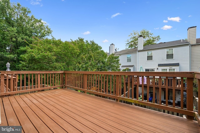 6558 Lochleigh Ct, Alexandria, VA 22315 - view of wooden deck
