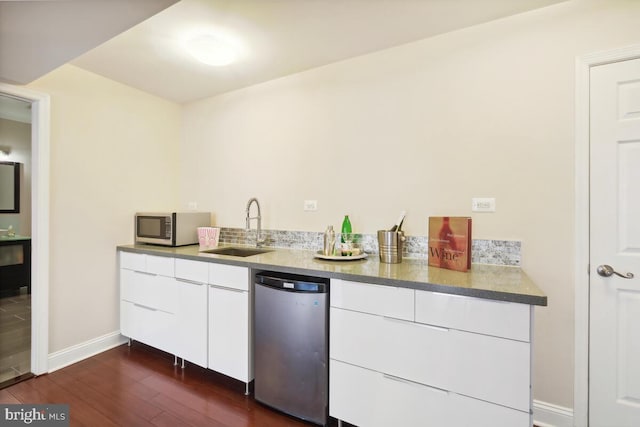 14309 Cervantes Ave, Darnestown, MD 20874 - kitchen featuring stainless steel appliances, dark wood-style flooring, white cabinets, and modern cabinets