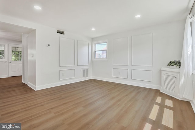 1700 Melbourne Rd, Baltimore, MD 21222 - unfurnished room with wood finished floors and recessed lighting