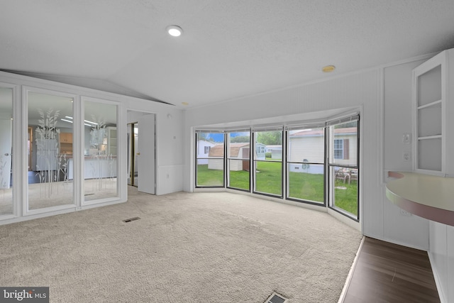 15 Bristol Way Unit 36841, Lewes, DE 19958 - unfurnished sunroom with vaulted ceiling