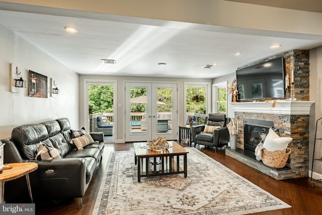1225 Shenkel Rd, Pottstown, PA 19465 - living area featuring healthy amount of natural light, dark wood-type flooring, and recessed lighting