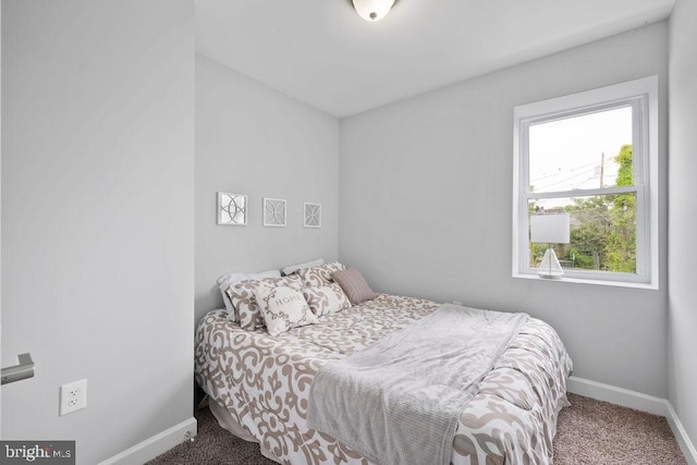 1815 N Warwick Ave, Baltimore, MD 21216 - carpeted bedroom with baseboards