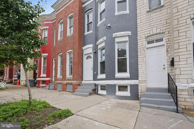 1815 N Warwick Ave, Baltimore, MD 21216 - view of property with entry steps