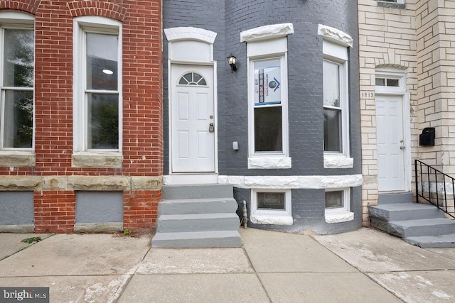 1815 N Warwick Ave, Baltimore, MD 21216 - doorway to property featuring brick siding