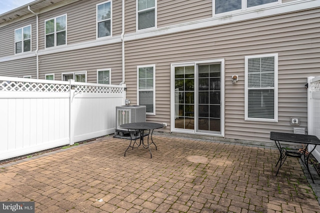 2 Smithfield Ct Unit 8, Ocean View, DE 19970 - view of patio