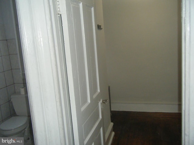 213 S 58th St, Philadelphia, PA 19139 - bathroom view of toilet and tile walls