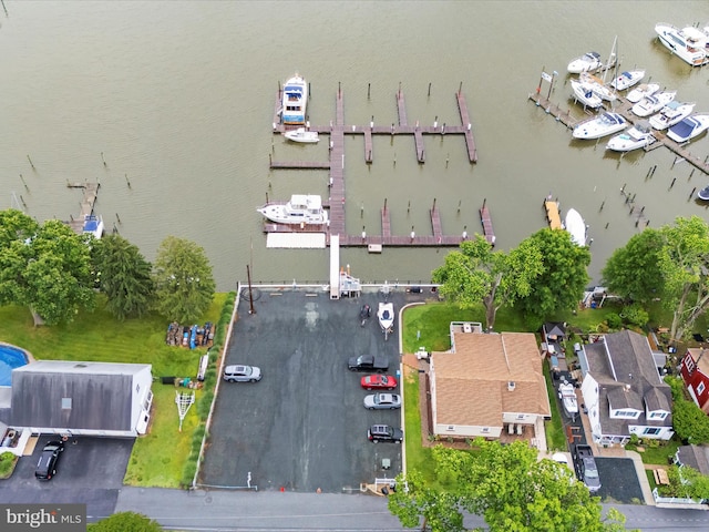 1811 Hilltop Ave, Baltimore, MD 21221 - aerial view of property and surrounding area featuring a large body of water