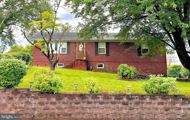 9912 S Grant Ave, Manassas, VA 20110 - rear view of property featuring a yard and brick siding