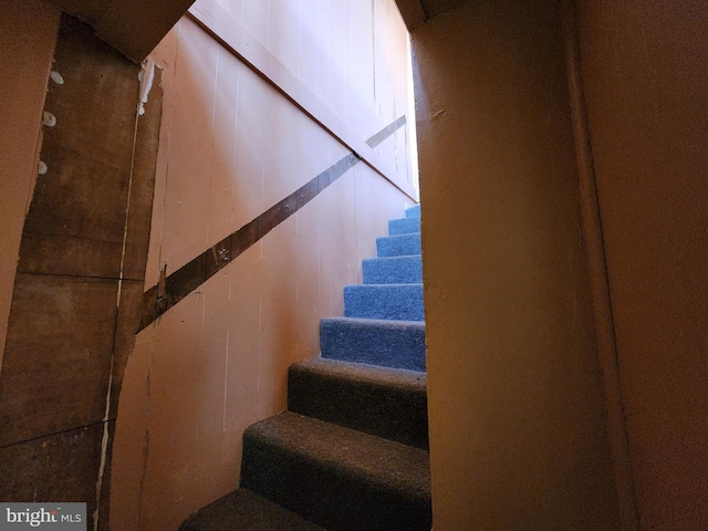 101 S Payson St, Baltimore, MD 21223 - view of staircase