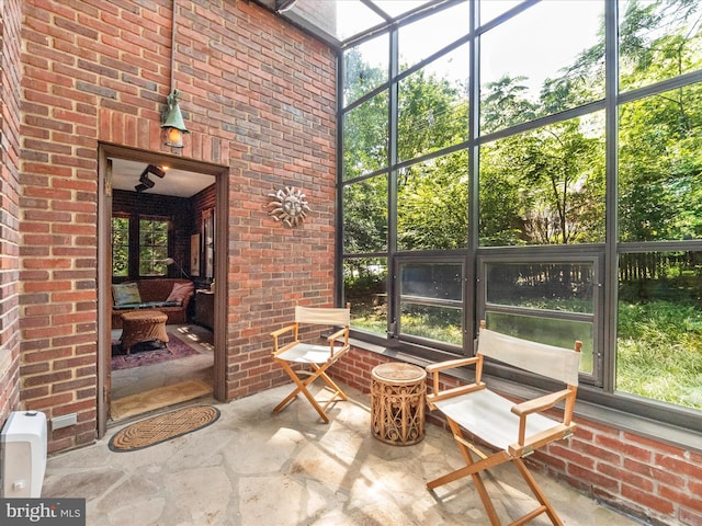 5100 Brook Green Rd, Baltimore, MD 21229 - view of sunroom / solarium