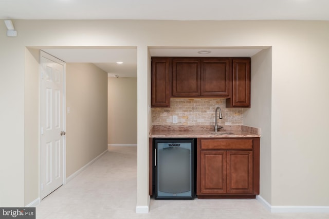 1906 Duffield Ln, Alexandria, VA 22307 - indoor wet bar featuring decorative backsplash and recessed lighting
