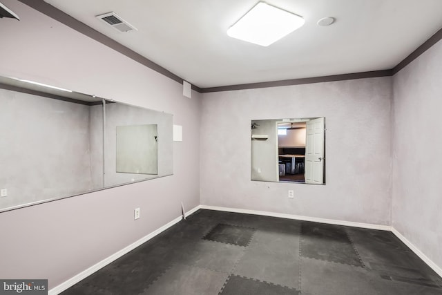 16715 Tintagel Ct, Dumfries, VA 22025 - spare room with baseboards