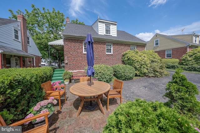 127 Long Rd, King Of Prussia, PA 19406 - view of patio / terrace