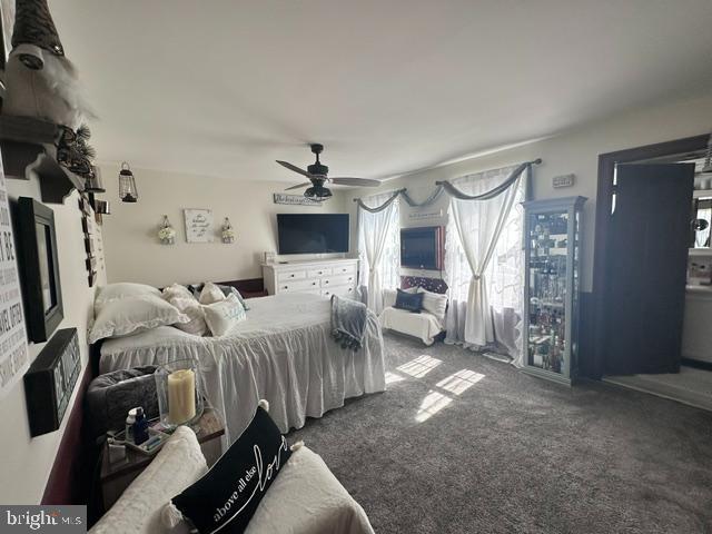 33 Aspen Ct, Bordentown, NJ 08505 - carpeted bedroom with a ceiling fan