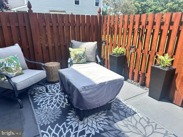 33 Aspen Ct, Bordentown, NJ 08505 - view of patio / terrace