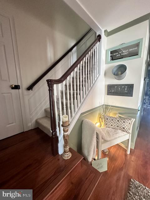 33 Aspen Ct, Bordentown, NJ 08505 - stairs featuring wood finished floors